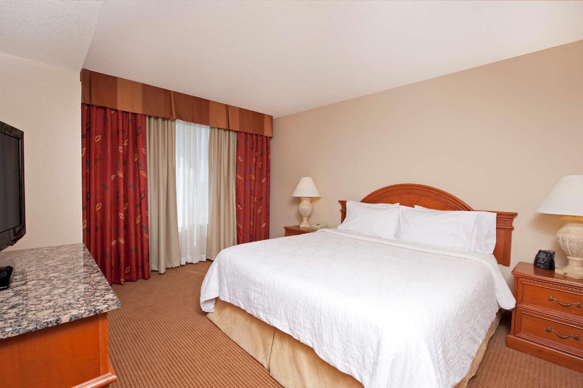 Hilton Garden Inn Grand Forks-Und Exterior photo